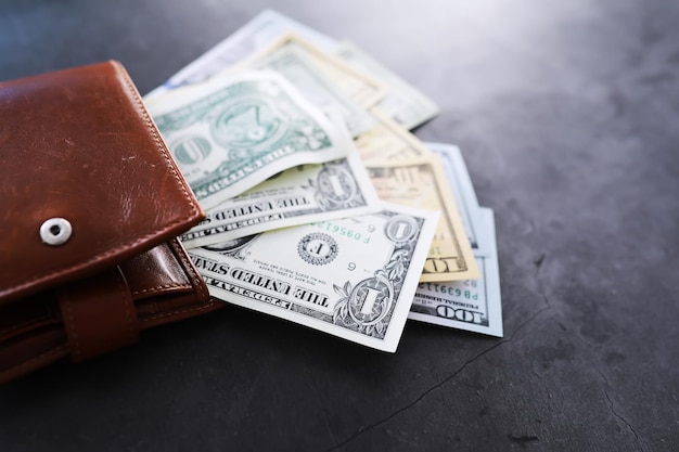 Gruppo di soldi pila di 100 dollari US banconote un sacco di texture di sfondo. Denaro contante in una grande pila come sfondo finanziario.