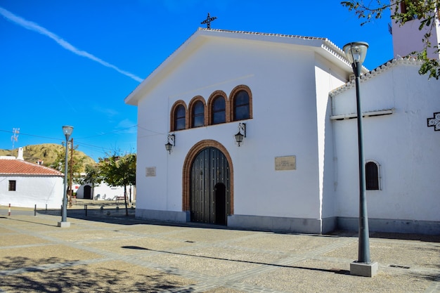 Guadix Spagna 09 novembre 2019 Guadix è famosa per le sue case rupestri Queste case rupestri si trovano sulle colline e si trovano nel quartiere troglodita Barrio Troglodyte della città