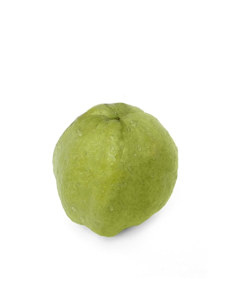 Guava frutto isolato su sfondo bianco