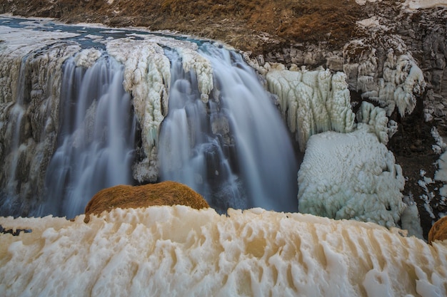 Gullfoss deve essere una delle cascate islandesi più famose