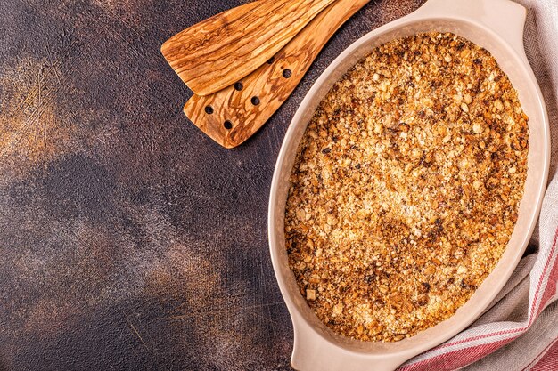 Gustosa torta di mele con noci e spezie