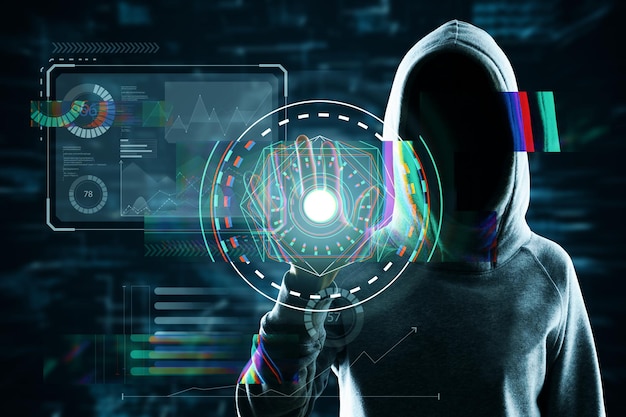 Hacker con cappuccio che usa lo scanner su astratto hologramma aziendale luminoso interfaccia su sfondo scuro Autorizzazione di hacking di sicurezza e concetto di biometria doppia esposizione