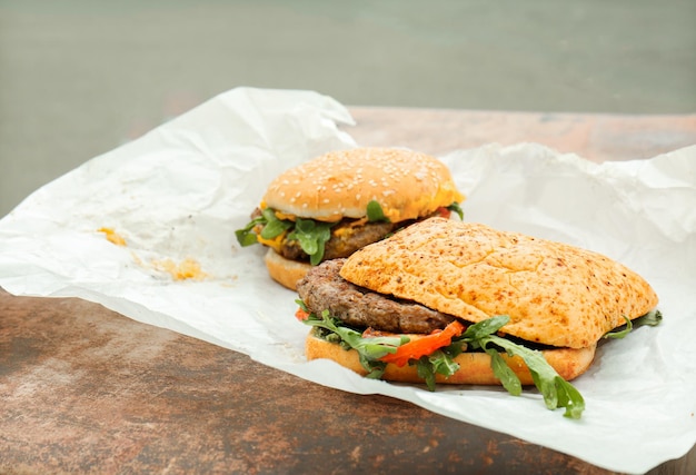 Hamburger di street food su carta