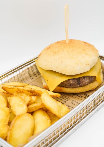 Hamburger gourmet da 300 libbre con formaggio cheddar