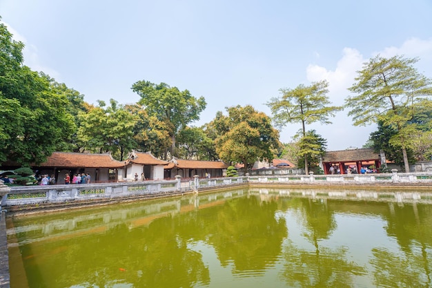 HanoiVietnam Novembre 12017 Tempio della Letteratura chiama anche il nome Van Mieu Quoc Tu Giam noto anche come primo Tempio di Confucio e antica università di Hanoi