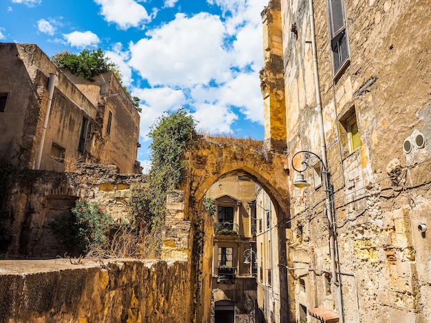 HDR Casteddu che significa Quartiere del Castello a Cagliari