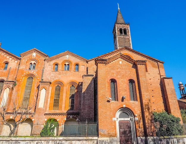 HDR Chiesa di Sant Eustorgio Milano