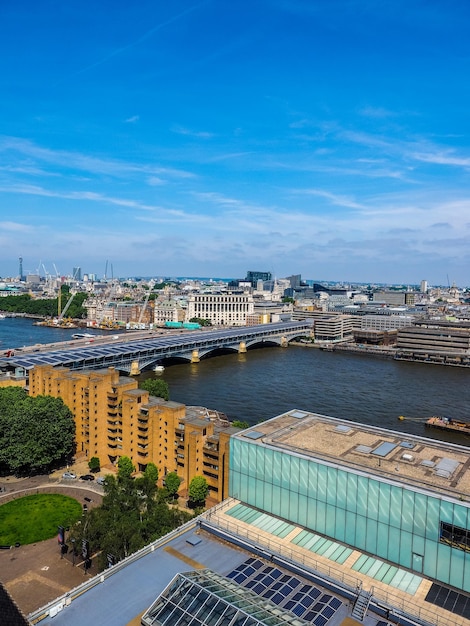 HDR fiume Tamigi a Londra