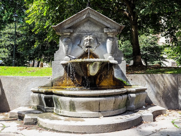 HDR Fontana dei Mascheroni a Torino