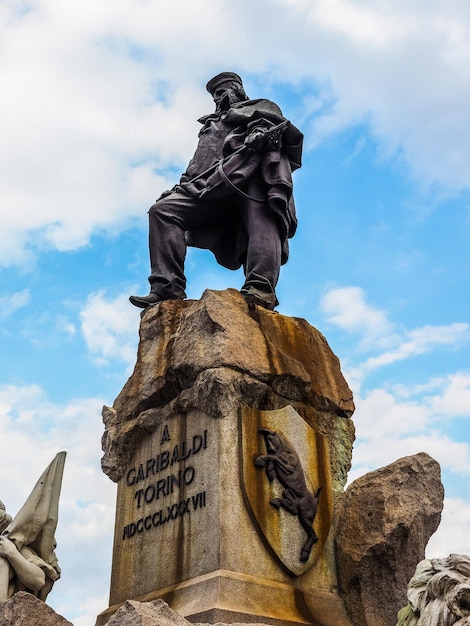 HDR Monumento a Garibaldi a Torino