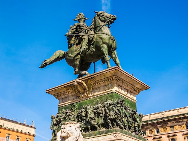 HDR Monumento a Vittorio Emanuele II a Milano