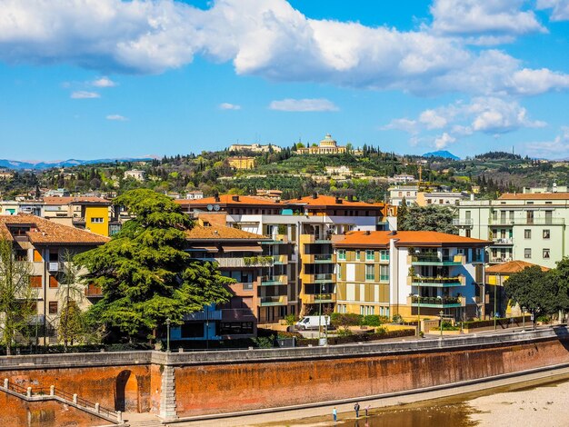 HDR Veduta aerea di Verona