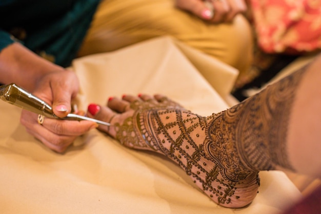 Henna Kenyan Matrimoni Indiani Asiatici Dettagli Tessitura Accessoiri Matrimonio Cerimonia consuetudinaria Nairobi C