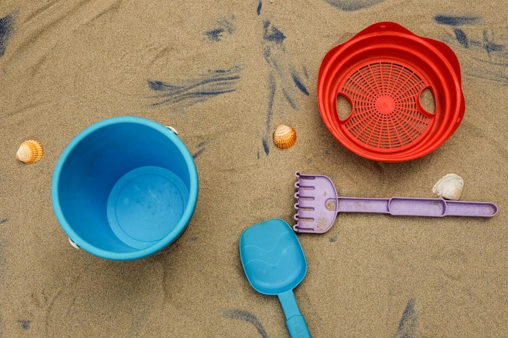 Photo high angle view of objects on sand