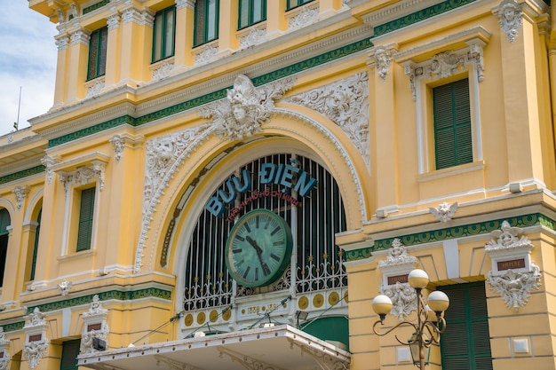 Ho Chi Minh City Vietnam FEB 12 2022 Saigon Central Post Office è un ufficio postale nel centro di Ho Chi Minh City Vietnam Luogo popolare da visitare a Saigon Destinazioni di viaggio in Vietnam