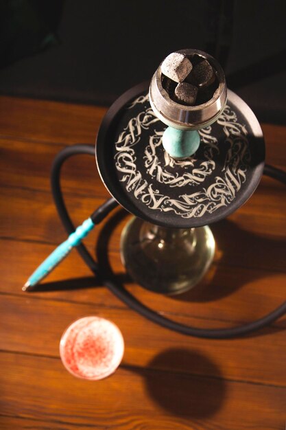 Hookah e cocktail al bar