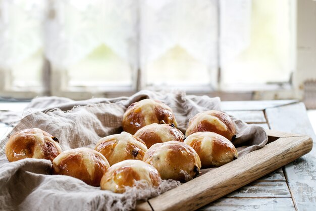 Hot cross buns