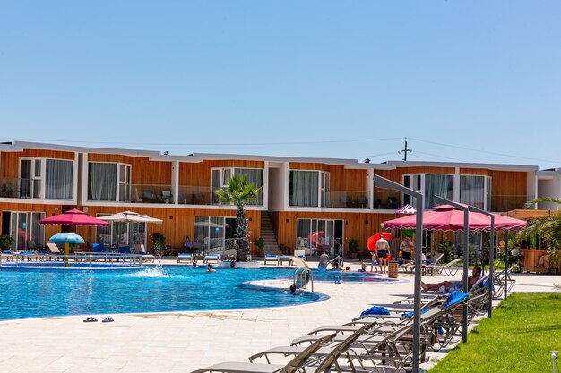 Hotel centro ricreativo estivo con piscina