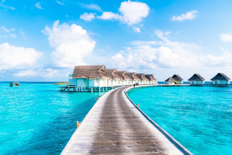 Foto hotel e isola tropicale della località di soggiorno delle maldive