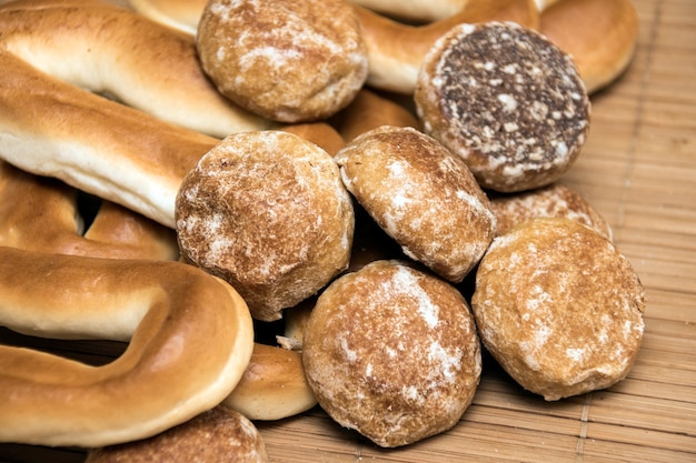 I bagel e i biscotti del miele si chiudono sul fondo