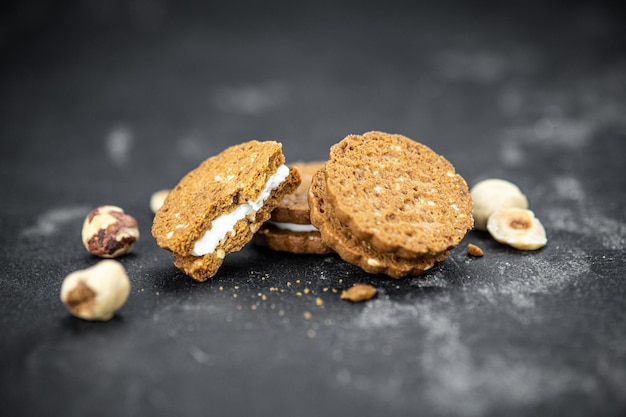 I biscotti alla crema di nocciole appena fatti si chiudono sul fuoco selettivo