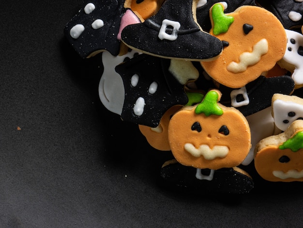I biscotti di panpepato di Halloween per il cibo e il concetto di vacanza