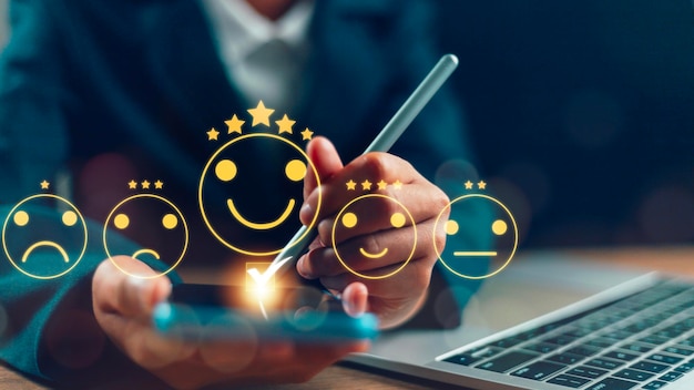 I clienti possono valutare la qualità del servizio che porta a una reputazione aziendale Rating Customer Satisfaction Survey Concept Gli utenti valutano le esperienze di servizio sull'applicazione online