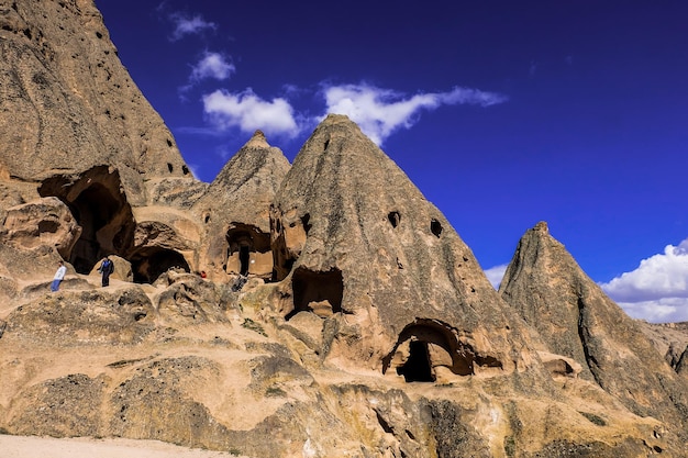 I dettagli della grotta del Monastero di Selime in Cappadocia