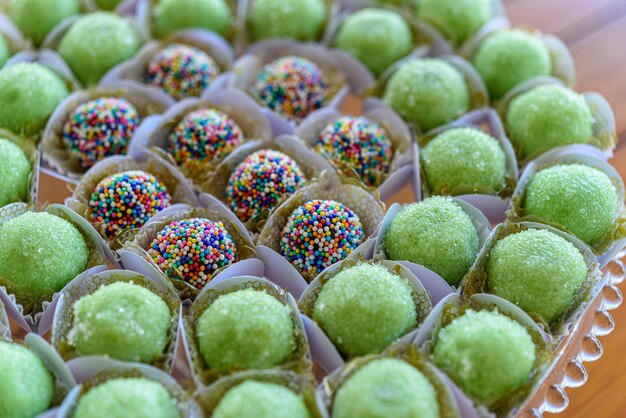 I dolci tradizionali della festa di compleanno di Brigadeiros in Brasile