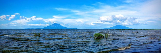 I vulcani Concepcion e Maderas sull'isola di Ometepe.