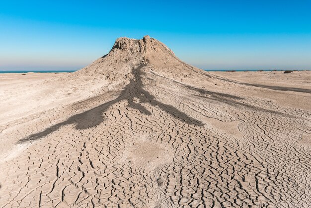 I vulcani di fango uno straordinario fenomeno naturale