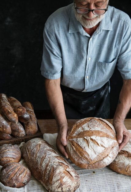 Idea di ricetta di fotografia di pane fatto in casa lievitazione naturale di cibo