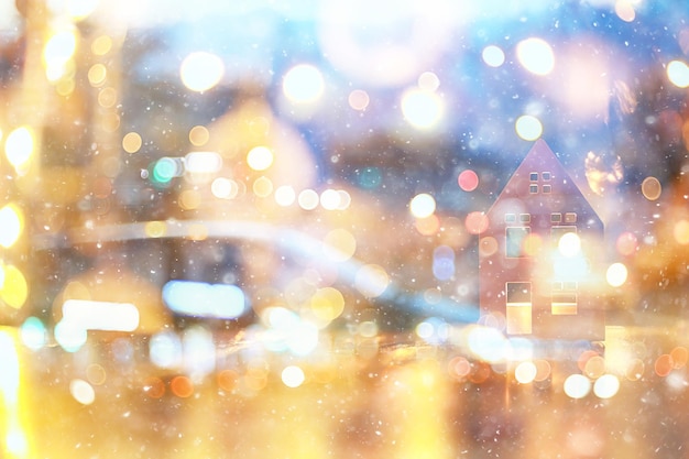 Il bokeh astratto di inverno accende il natale