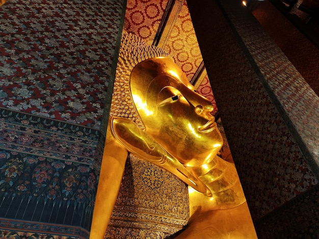 Il Buddha sdraiato di Wat Pho