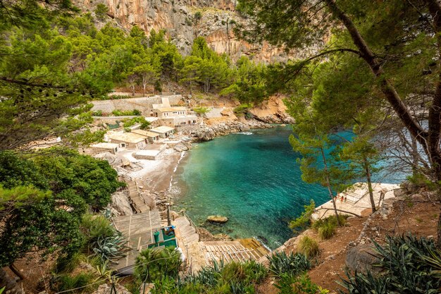 Il canyon più profondo del Torrent de Pareis e le meravigliose montagne dell'isola di Maiorca in Spagna