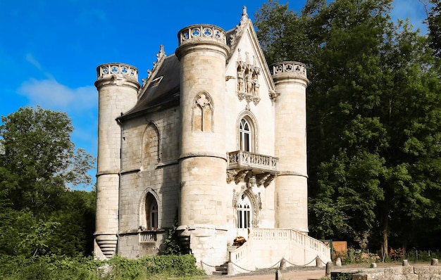 Il castello della foresta della regina bianca Coye Piccardia Francia