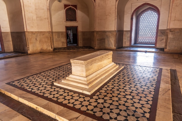 Il cenotafio di Humayun nel complesso della tomba, India, Nuova Delhi.