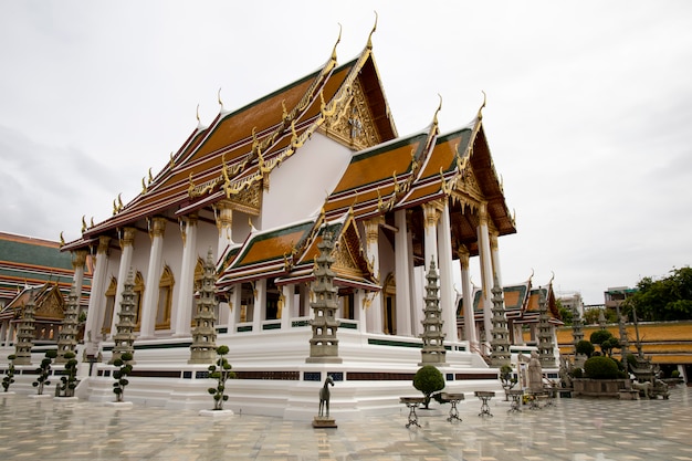 Il Chuch è bellissimo punto di riferimento e famoso nel tempio di Suthat a Bangkok in Tailandia