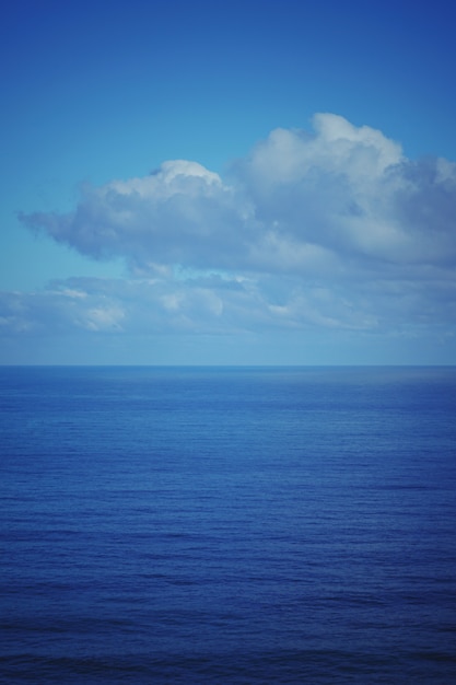 il cielo blu e l&#39;oceano