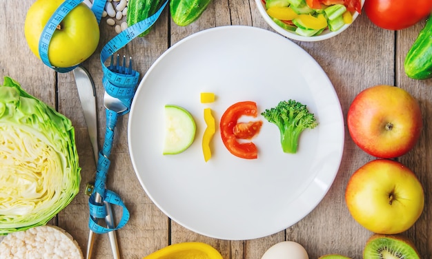 Il concetto di corretta alimentazione. Dieta. Messa a fuoco selettiva.