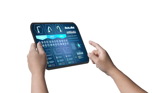 Il controllo tecnico con la mano umana tiene la tavoletta digitale con rendering 3d con display digitale