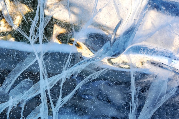 Il disegno e la consistenza della superficie del ghiaccio rotto