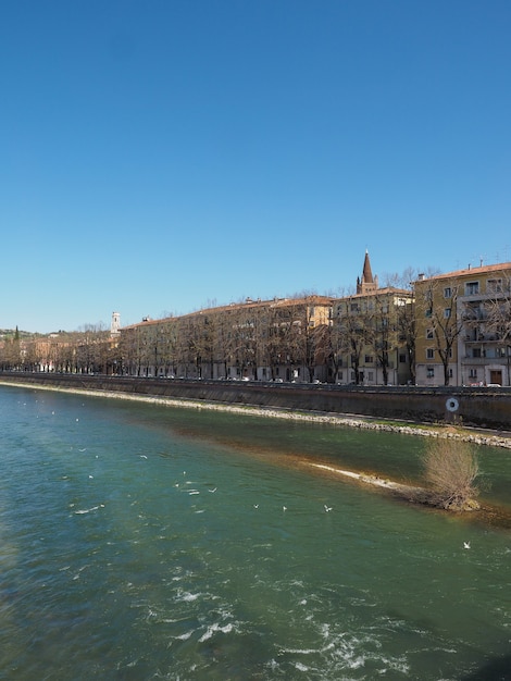 Il fiume Adige a Verona