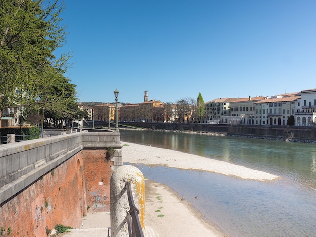 Il fiume Adige a Verona