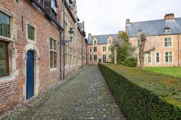 Il Grand Beguinage di Leuven noto come Groot Begijnhof in Belgio