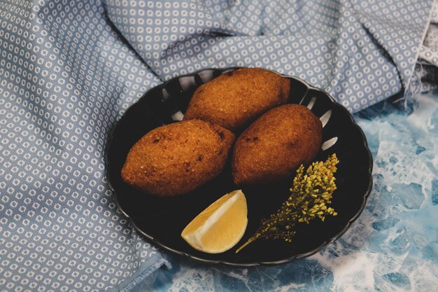 Il kibbeh è un piatto popolare nella cucina mediorientale, nome turco icli kofte