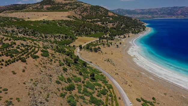 Il lago Salda o le Maldive turche un luogo unico vicino al monte Esler Turchia Antalya