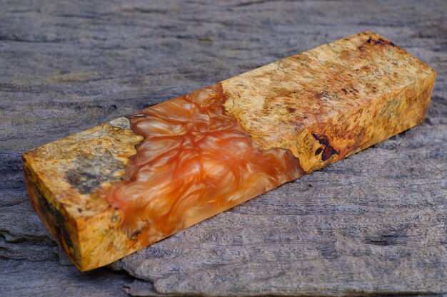 Il legno di radica di padauk naturale della Birmania a strisce è un bellissimo motivo in legno per lo sfondo