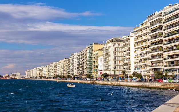 Il lungomare di Salonicco, in Grecia