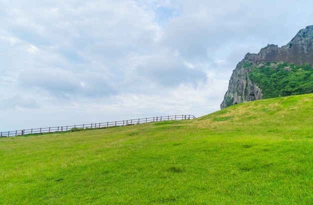 Il monte Songaksan sull&#39;isola di Jeju.